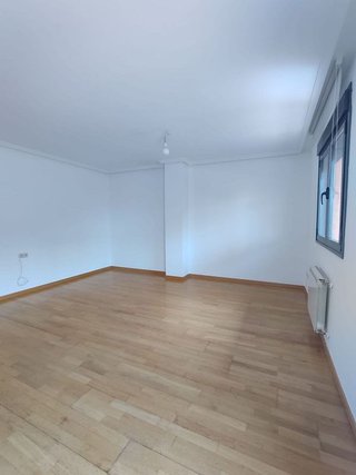 Ático en alquiler en Las Tablas en Madrid
