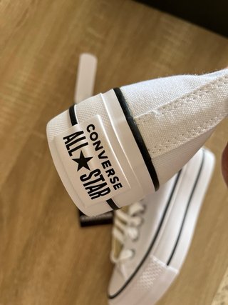 Converse Blancas