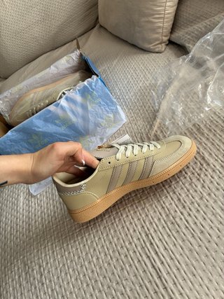 Zapatillas Adidas Beige/Marrón