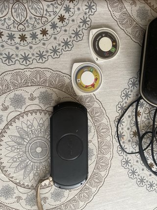Sony PSP Street Nera + Giochi e Accessori
