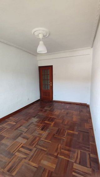 Piso en venta en Corrales de Buelna (Los)