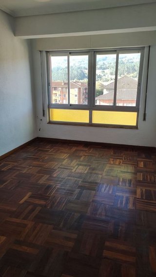 Piso en venta en Corrales de Buelna (Los)