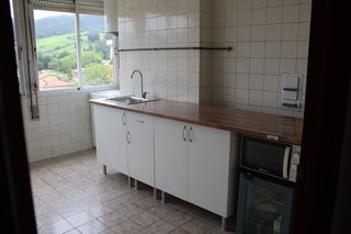 Piso en venta en Corrales de Buelna (Los)
