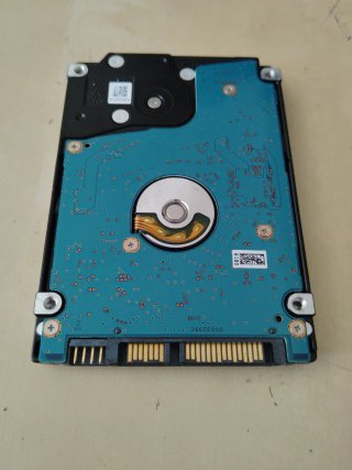 DISCO DURO HDD 750GB TOSHIBA
