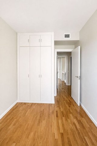 Piso en alquiler en Sanchinarro en Madrid