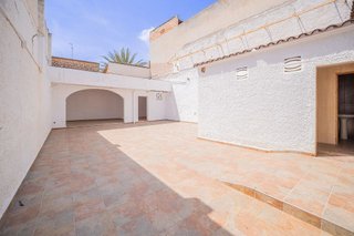Local comercial en venta en Centro en Bétera