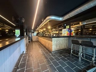 Local comercial en venta en Puerto Chico en Santander