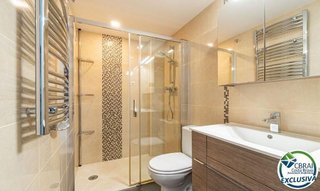 Piso en venta en Salatar en Roses