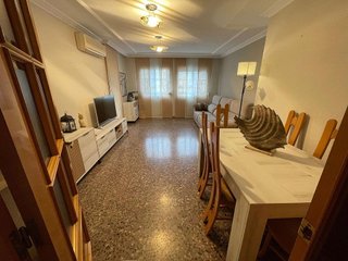 Piso en venta en El Mercado en Manises