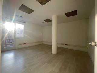 Oficina en alquiler en Les Corts en Barcelona