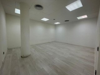 Oficina en alquiler en Les Corts en Barcelona