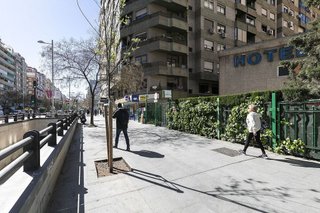 Piso en venta en Camino de Ronda - Rosaleda en Granada
