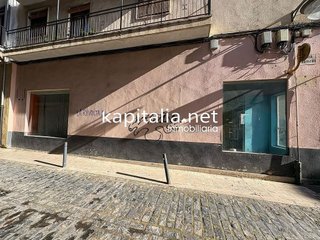 Local comercial en venta en Xàtiva