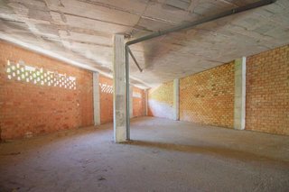 Local comercial en venta en Parque Alcosa - Jardines del Edén en Sevilla