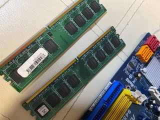 Placa Base ASRock 945GCM-S. 2 RAM