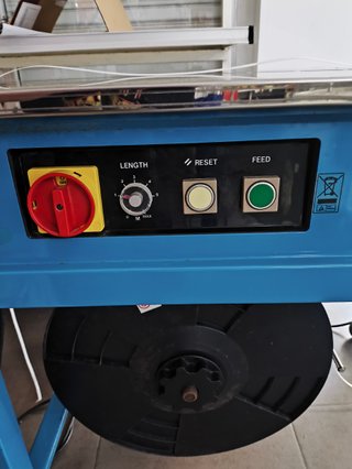 Flejadora Semiautomática BeA + 2.5 Rollos Flejes