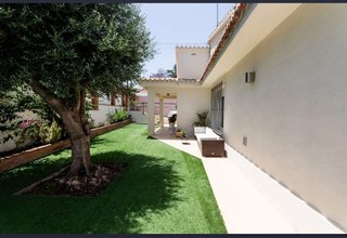 Chalet en venta en Manantiales - Lagar - Cortijo en Alhaurín de la Torre