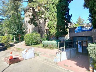 Local comercial en venta en Yucatán - Las Cornisas en Rozas de Madrid (Las)