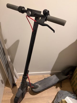 Patinete Xiaomi Mi Electric Scooter Essential