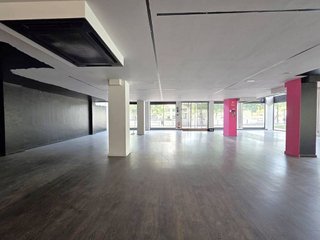 Local comercial en alquiler en Centre en Ripollet