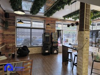 Local comercial en alquiler en Pumarín en Gijón