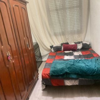 Se alquila habitaciónes por noche