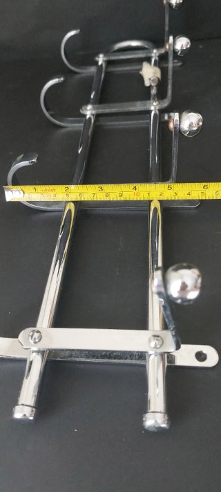 Colgador de pared metálico
