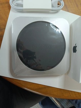 Mac mini Apple