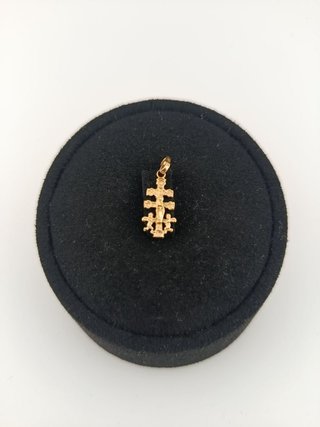 Dije Cruz de Caravaca Oro