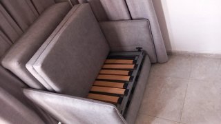 Sillón cama extensible gris , la cama es de 80×1,9