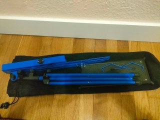 Atril plegable y peldaño con funda