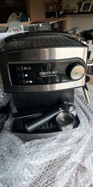 Cafetera Cecotec Power Espresso 20 con garantía