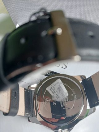 Reloj Guess Skeleton Original Plateado Cristal