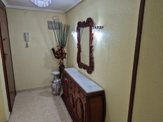 Sofa,salón,comedor, habitación,ventilador.