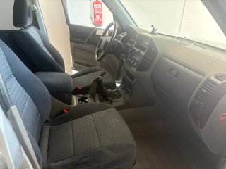 Mitsubishi Montero 2000