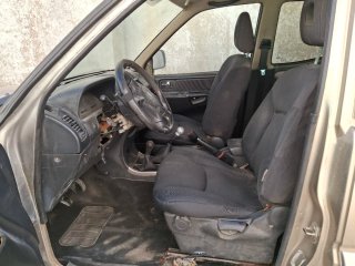 Nissan Terrano II 2004