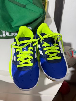 Zapatillas Adidas nuevas sin estrenar