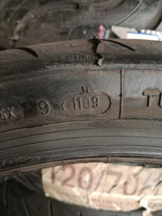 Neumático Moto Avon Sport AV59 110/70ZR17 54W