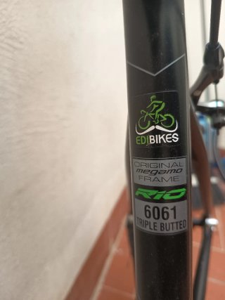 Bicicleta Carretera Megamo R10