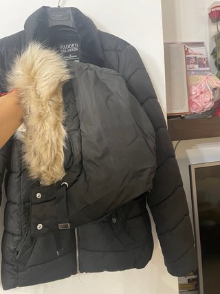 Cazadora invierno Negra de Stradivarius