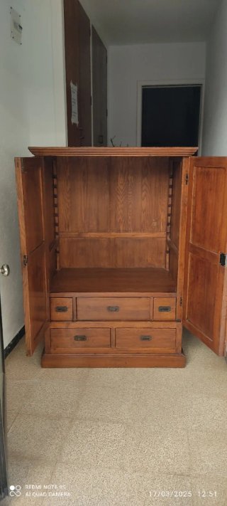 Mueble colonial madera antiguo
