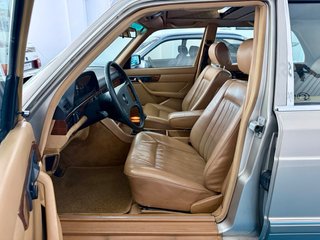Mercedes-Benz Clase S W126 300SEL