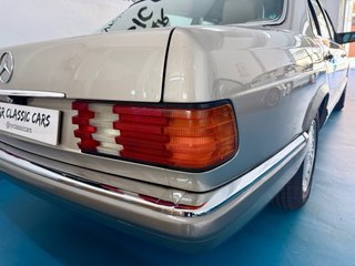 Mercedes-Benz Clase S W126 300SEL