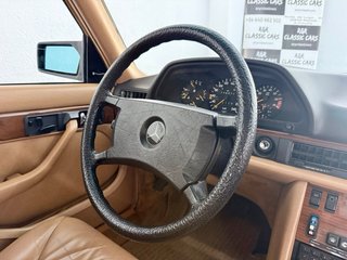 Mercedes-Benz Clase S W126 300SEL