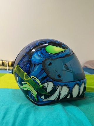 Casco Moto Icon Diseño Monstruo Azul