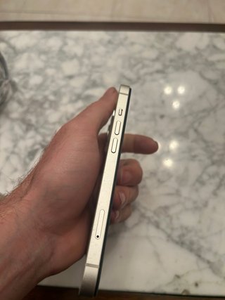 iPhone 13 con Face ID roto