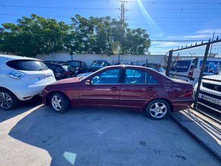 C1084 DESPIECE COMPLETO MERCEDES CLASE C W203 2.2