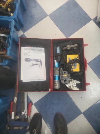Prensa UNICOR REMS