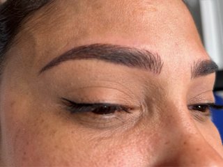 “Micropigmentación cejas y labios”
