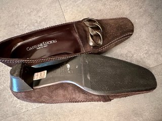Zapatos Gastone Lucioli Marrones con Cadena.
